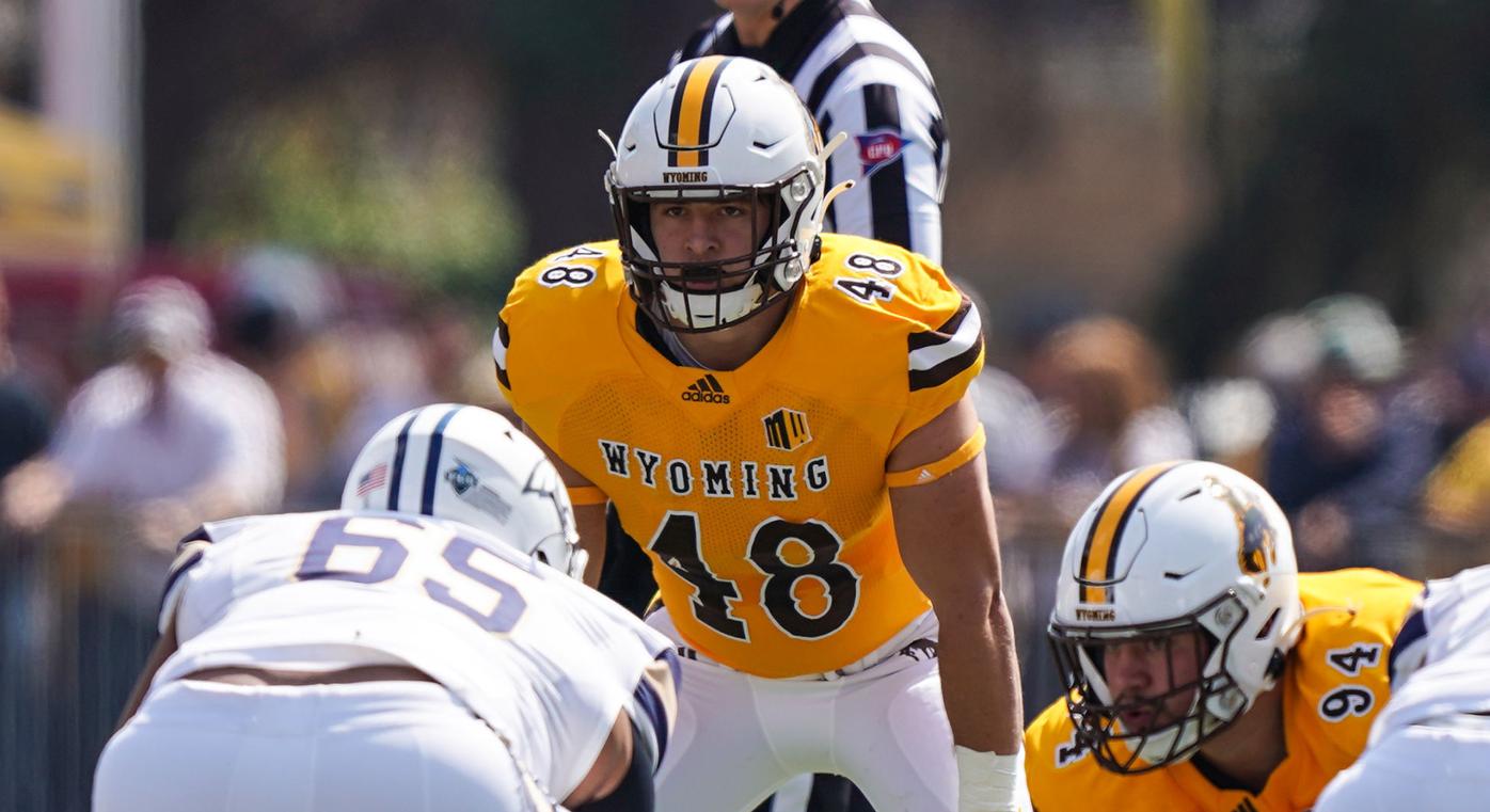 2022 Senior Bowl: Denver Broncos met with LB Chad Muma