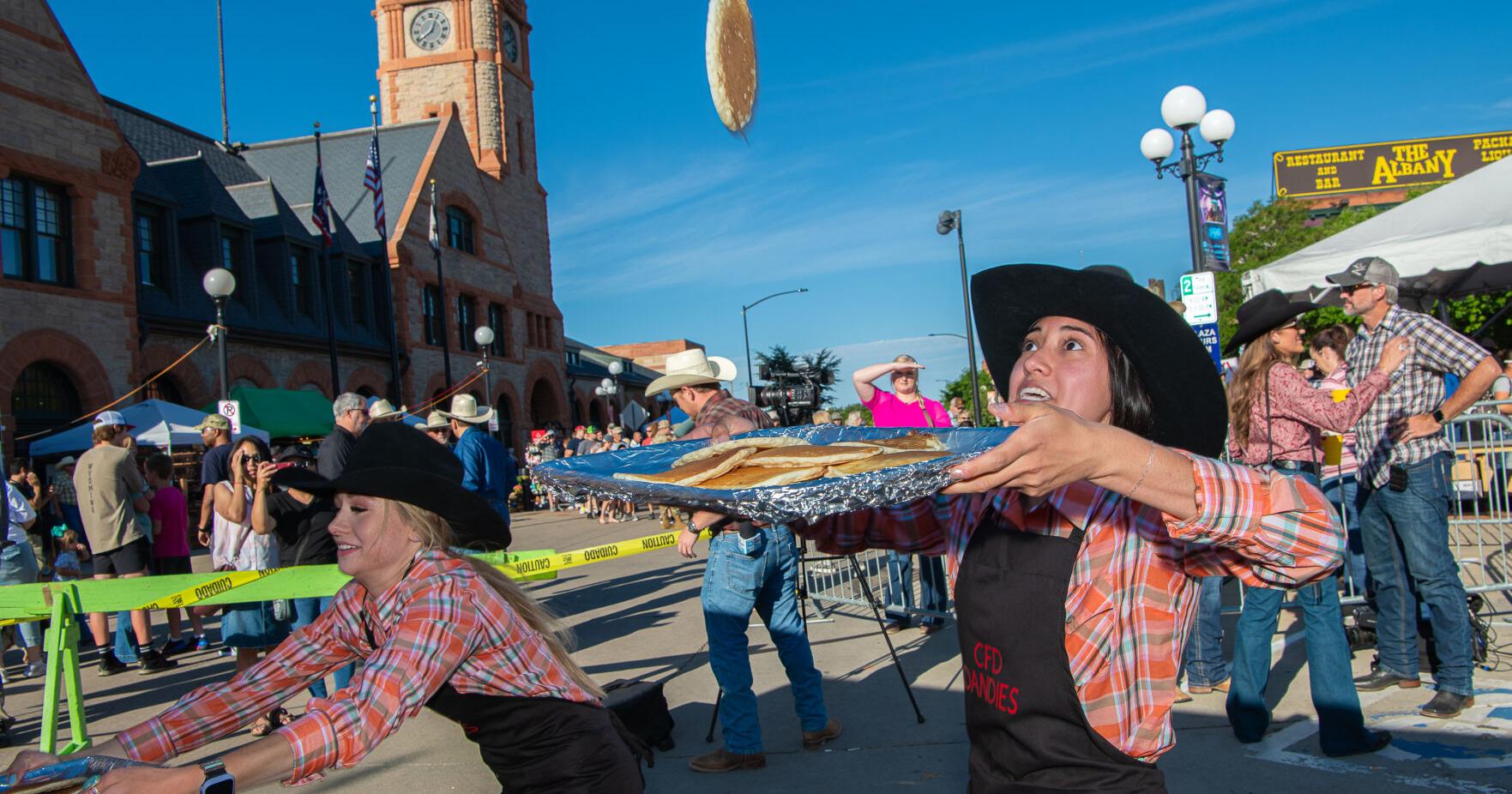 The secret to a good breakfast during Frontier Days: 100,000 pancakes - Vimarsana News