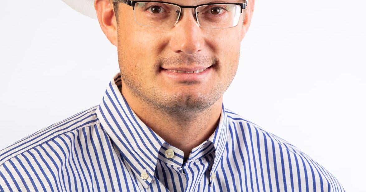 UW hires Seth Glause as head rodeo coach - Vimarsana News