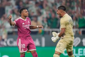 Real Madrid and PSG lose 1st games in domestic leagues