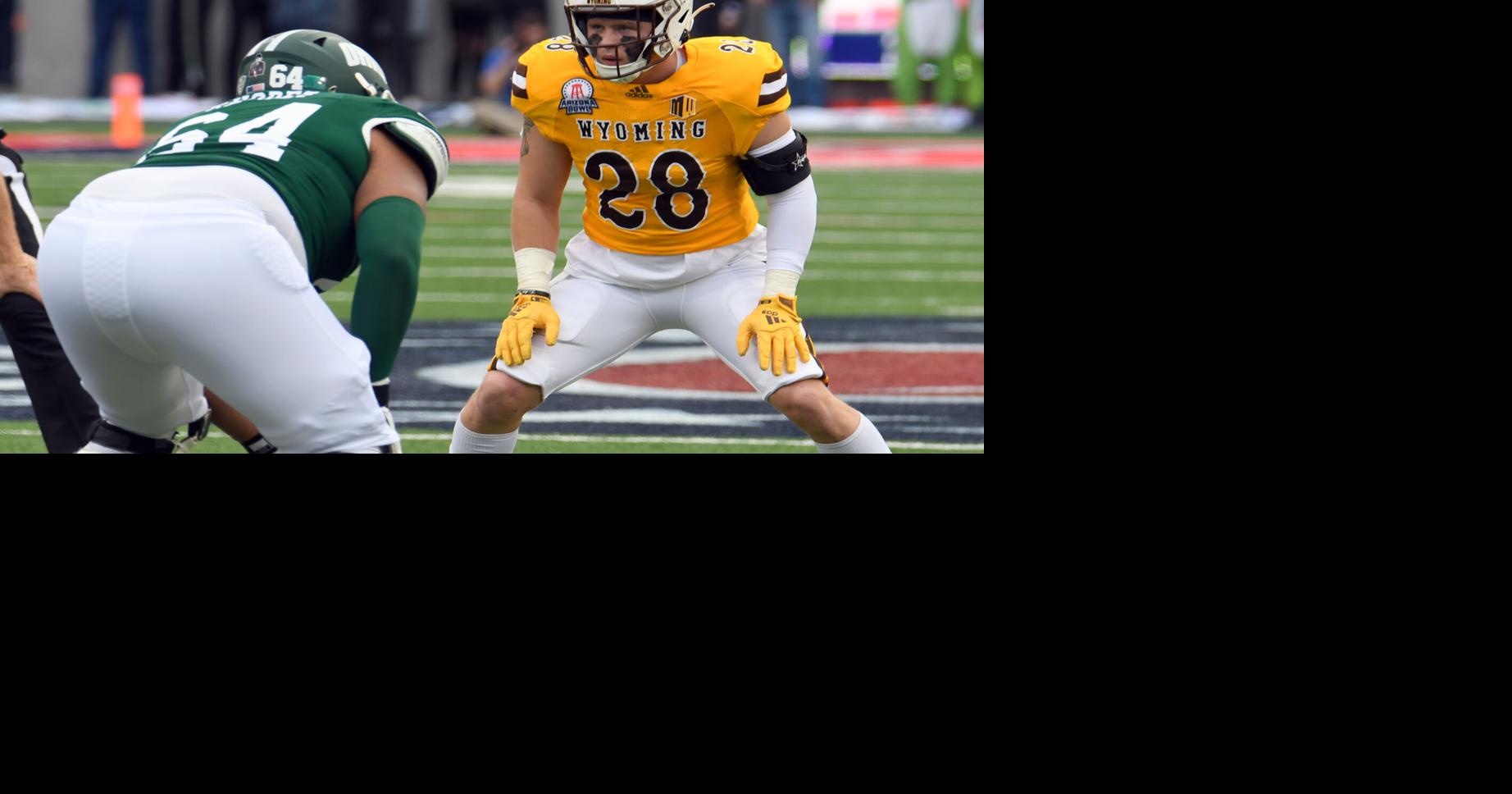 Gibbs continues strong linebacker tradition in Laramie | University of ...