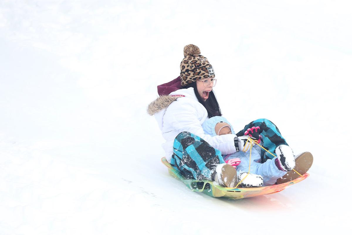 20191127-feat-sledding-mc-3.JPG