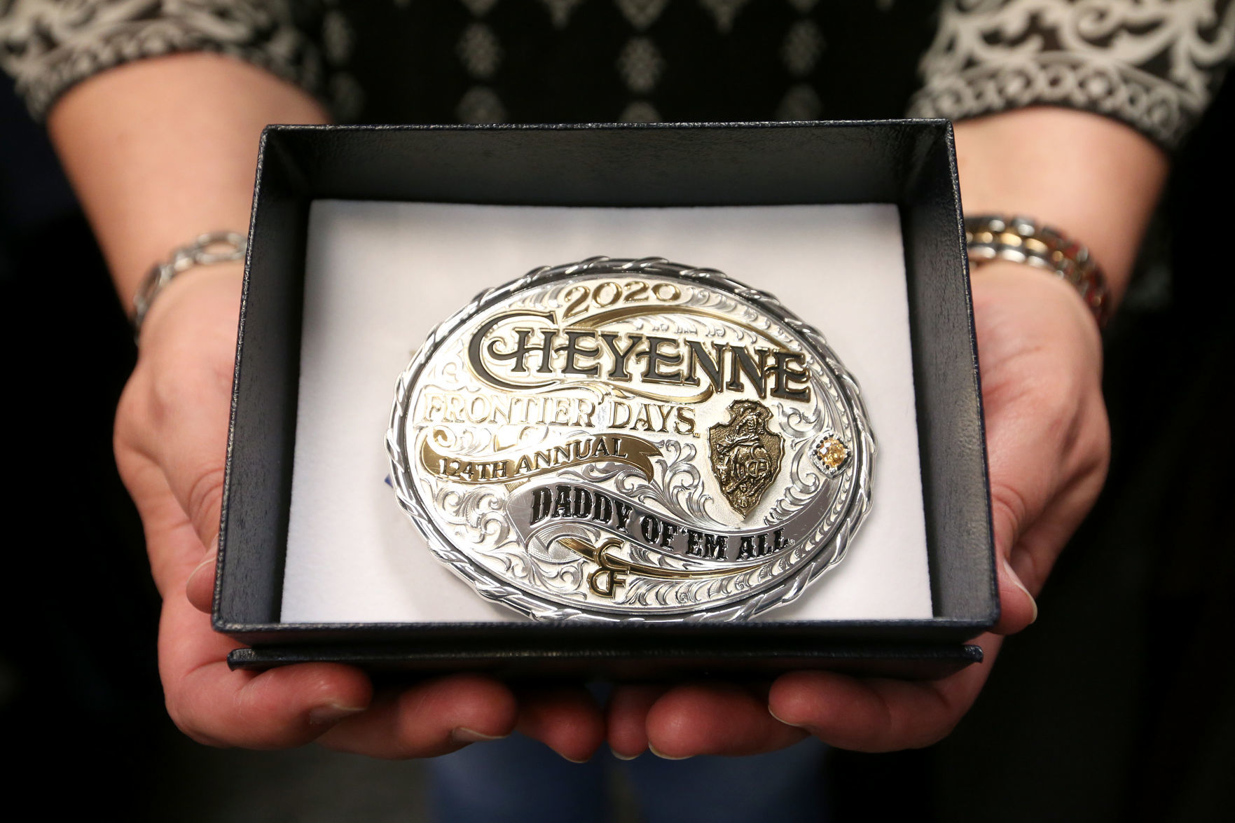 cheyenne frontier days 2020 buckle