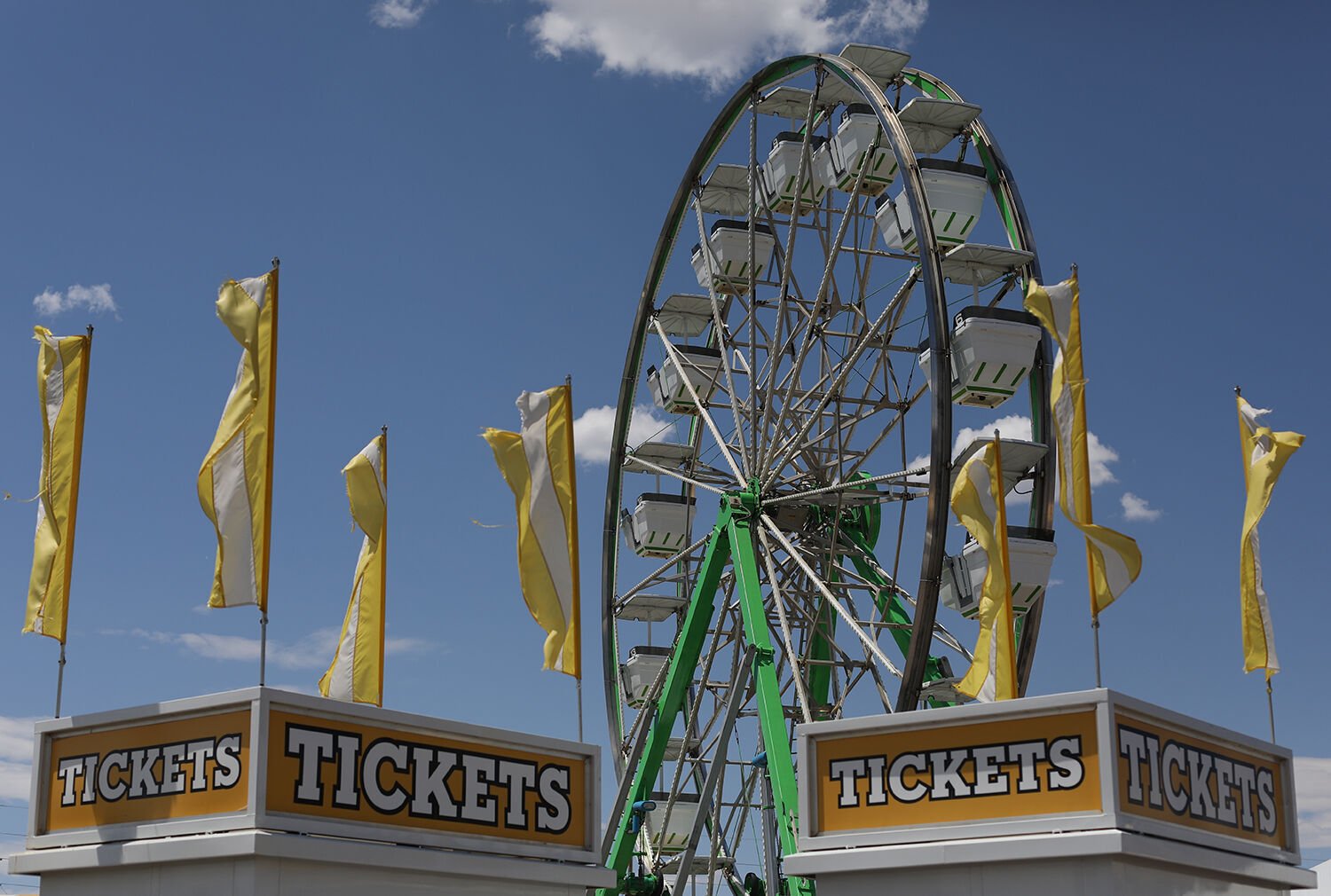 Enjoy the Carnival midway all day, every day during Frontier Days