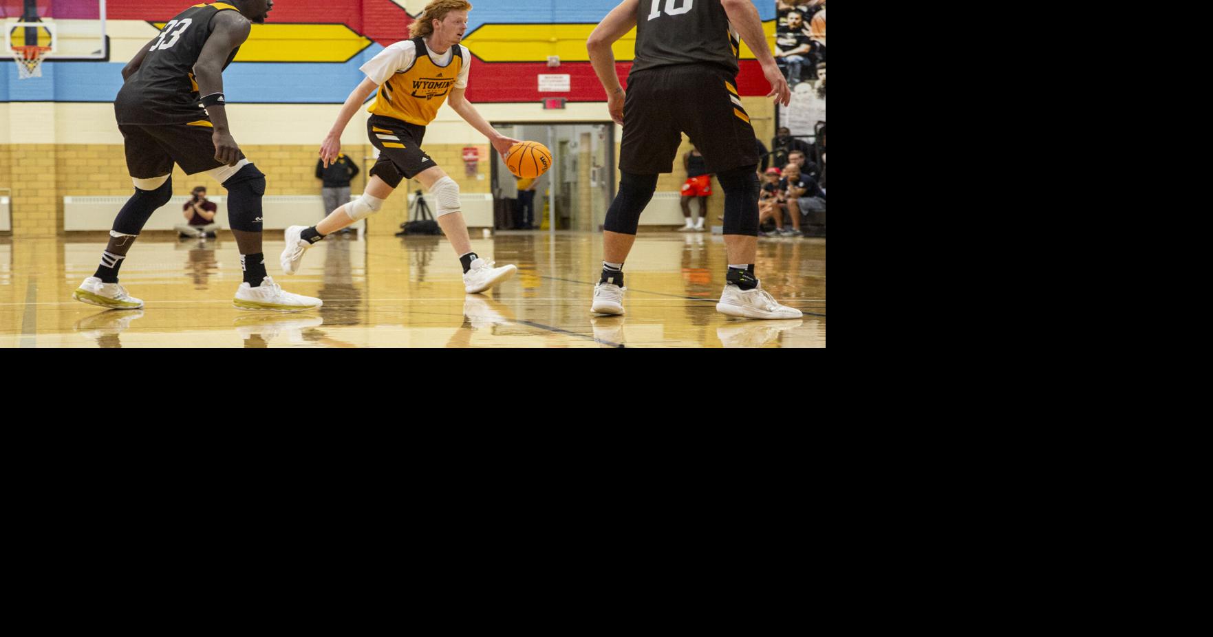 Redshirt freshman Nate Barnhart uses time on scout team to improve his