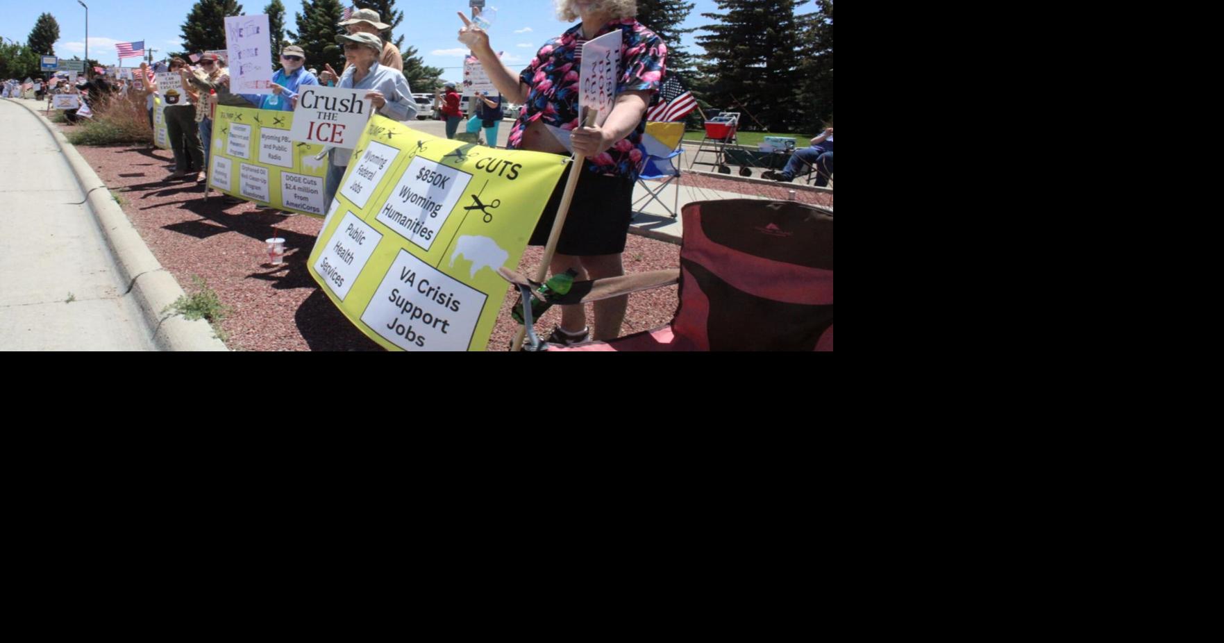 #39 No Kings #39 protest draws large number of participants in Rock Springs