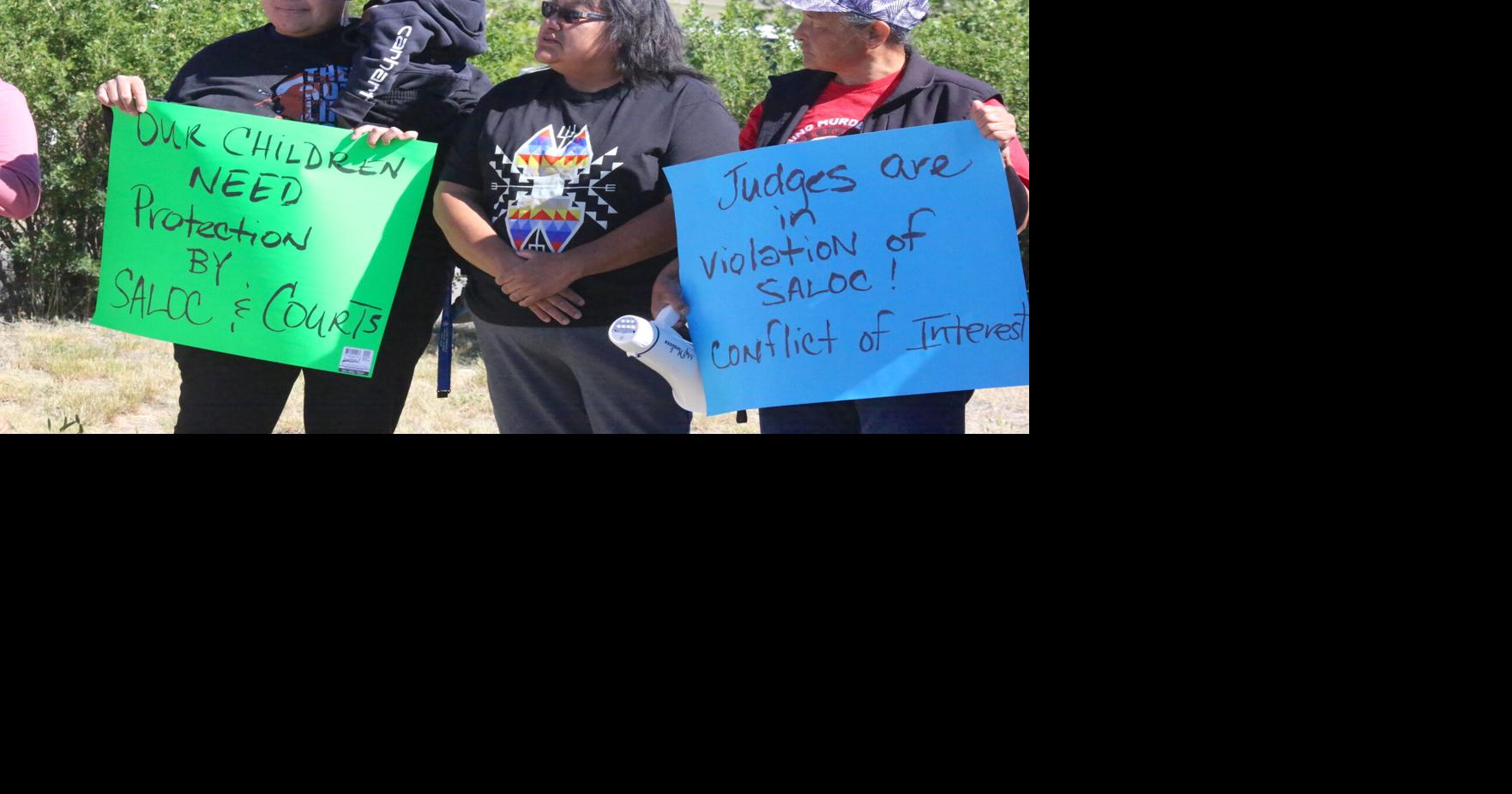 Protesters decry tribal court dysfunction