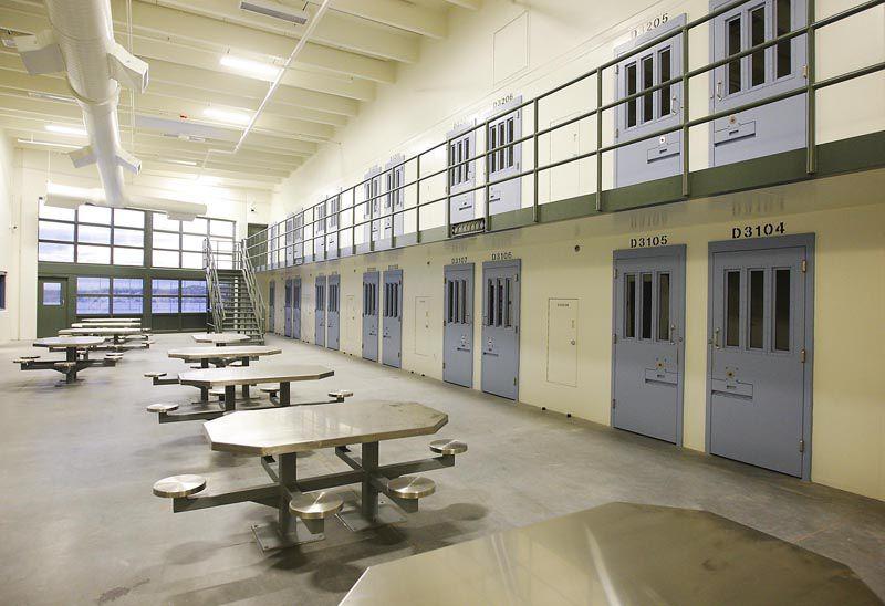 Educators, advocates push for better access to education in prisons
