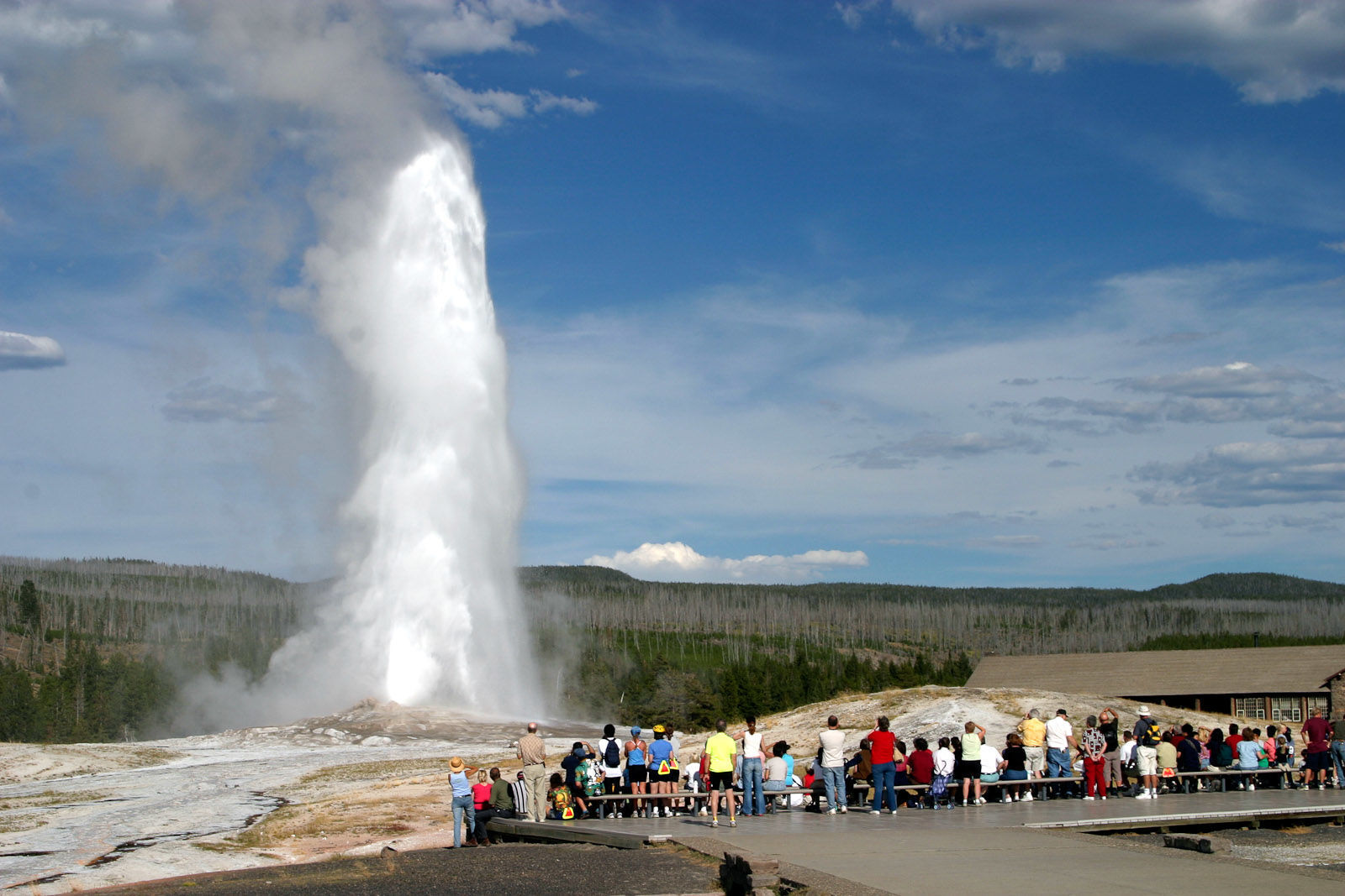 hikes near old faithful