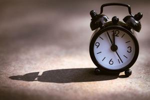 Why scientists say making daylight saving time permanent is a mistake