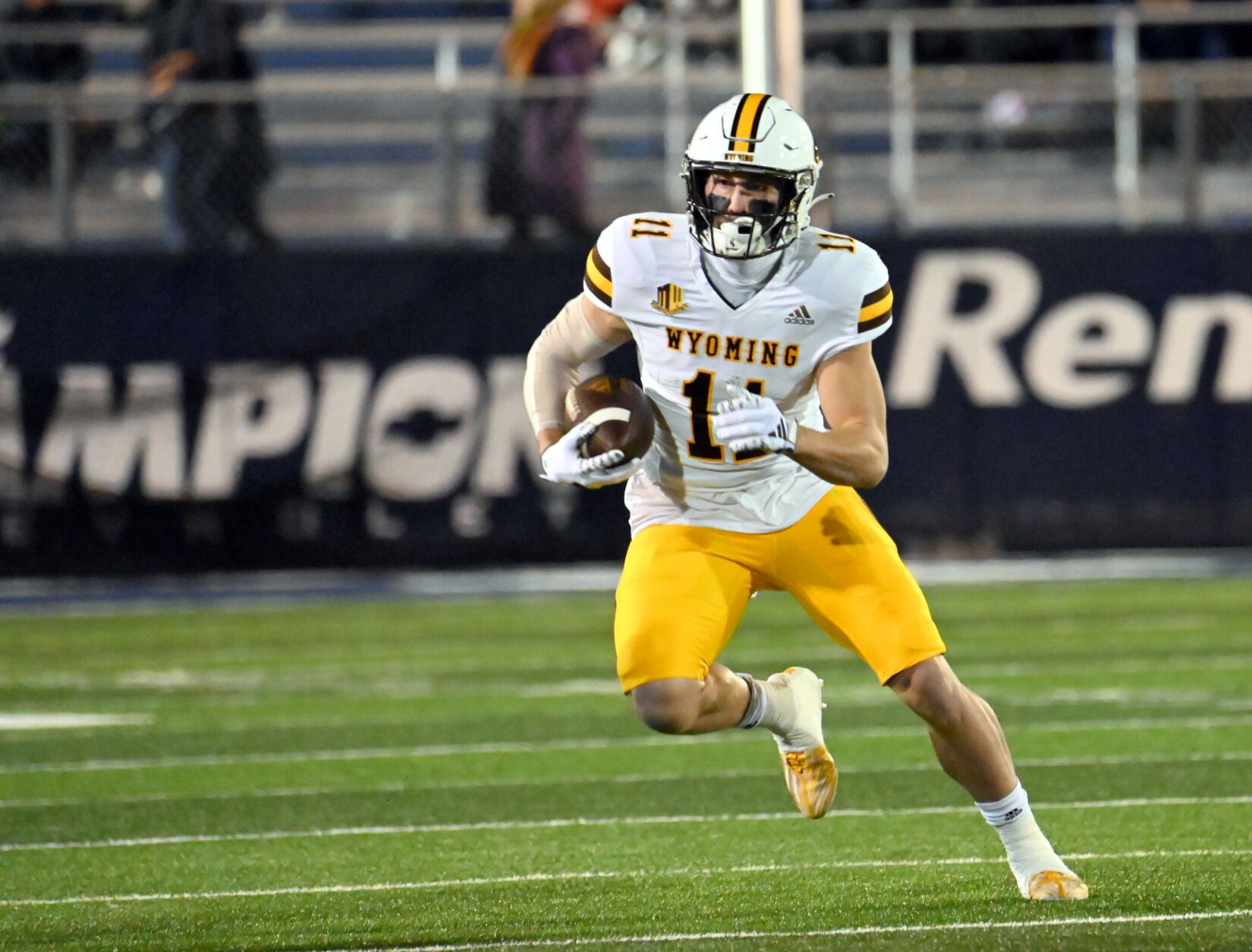 Cowboys Crush Nevada To End Regular Season 8-4 | University Of Wyoming ...