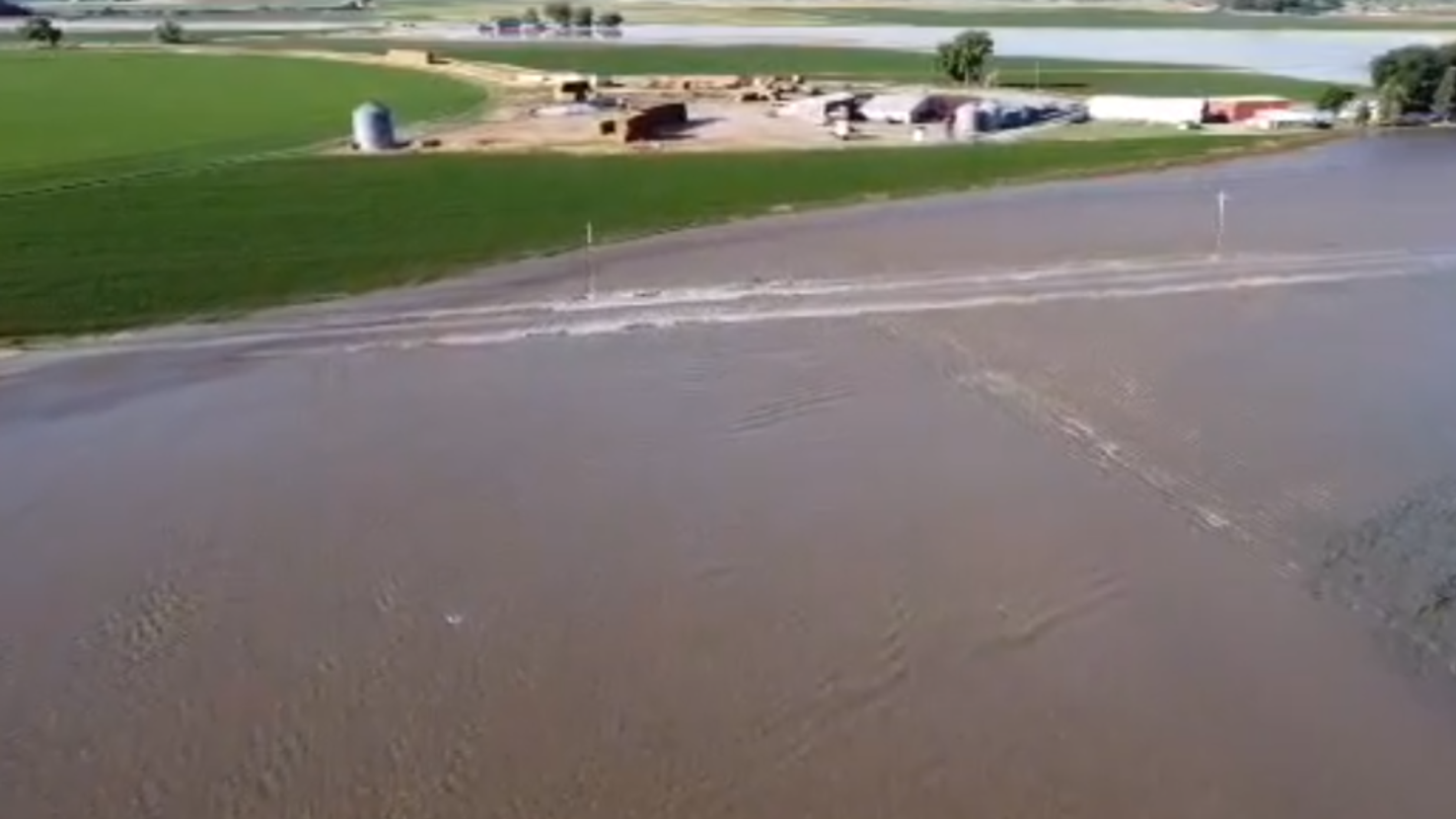 Canal breach causes flooding and evacuations in Town of Lingle News