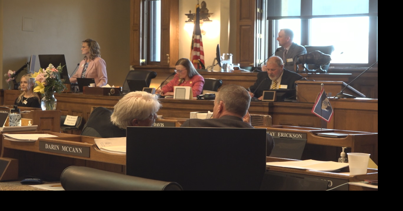 Wyoming lawmakers show support for federal public lands