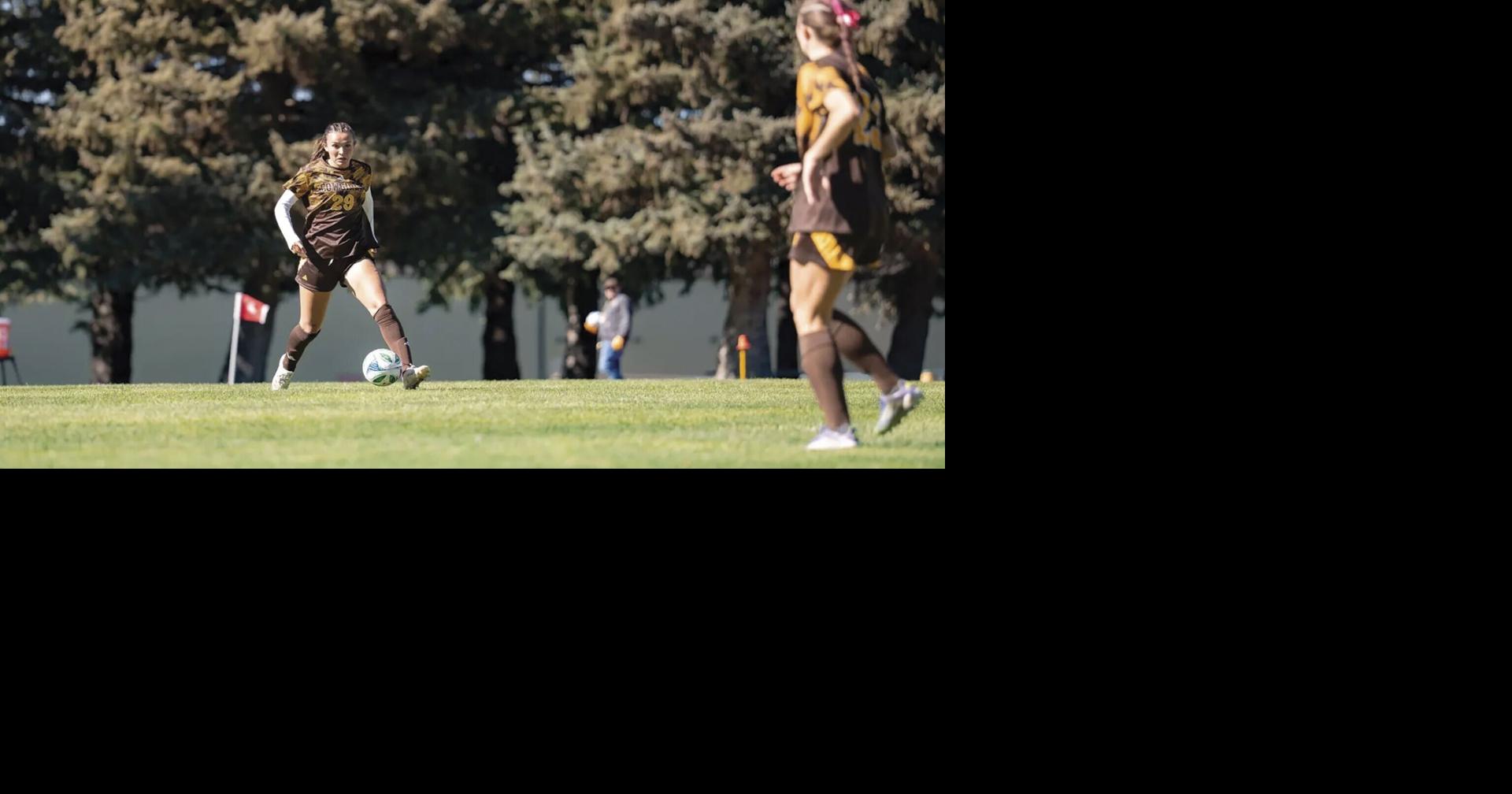 Pokes’ predicament: 19 shots, 1 goal