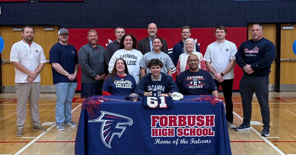 Forbush's Trey Speaks signs with Catawba College to continue football