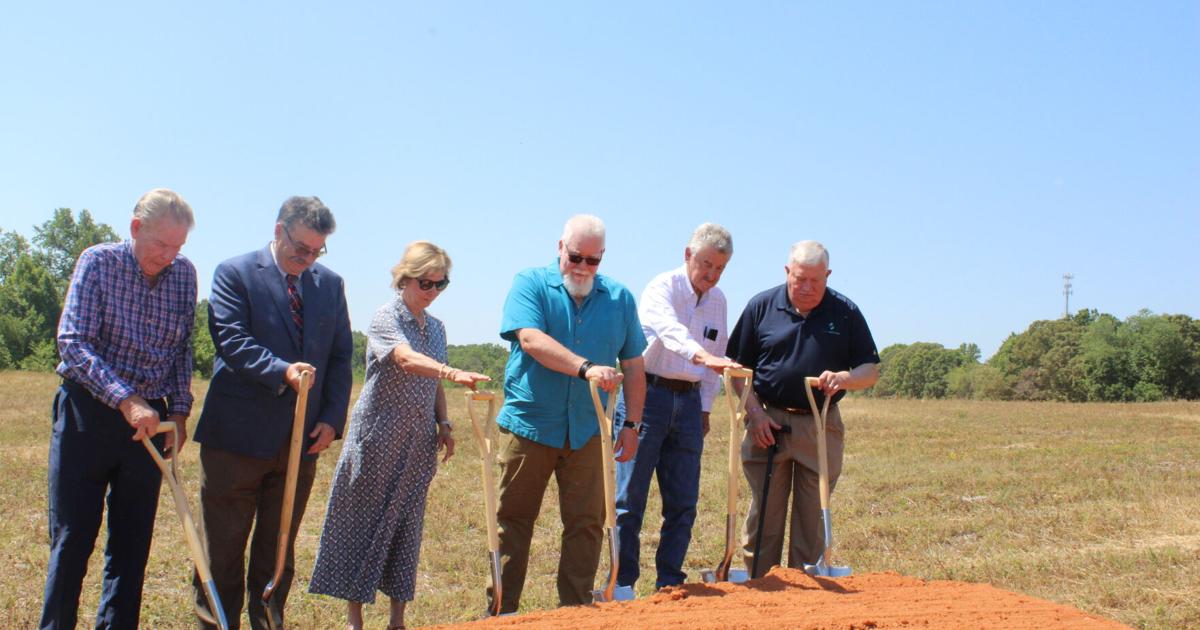 Ground breaking held for Mama Jewell’s ChildPlex