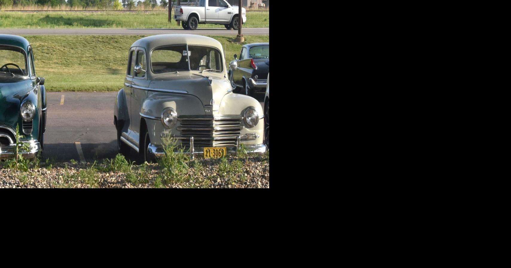 Vintage Motor Car Club Begins Lewis and Clark Tour In Yankton