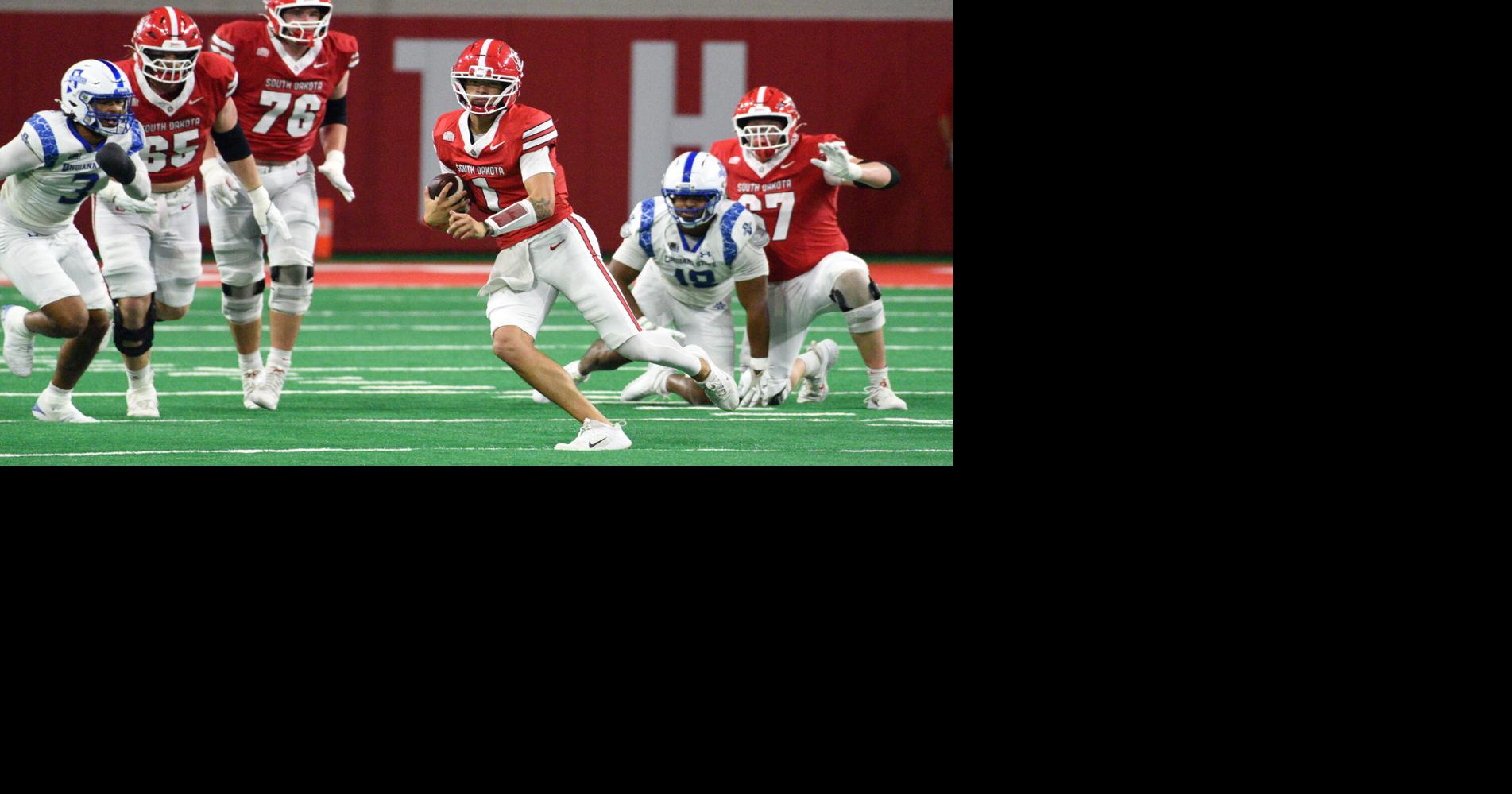Football: Modrzewski, Mason Provide Key Quarterback Matchup In Interstate Rivalry Matchup
