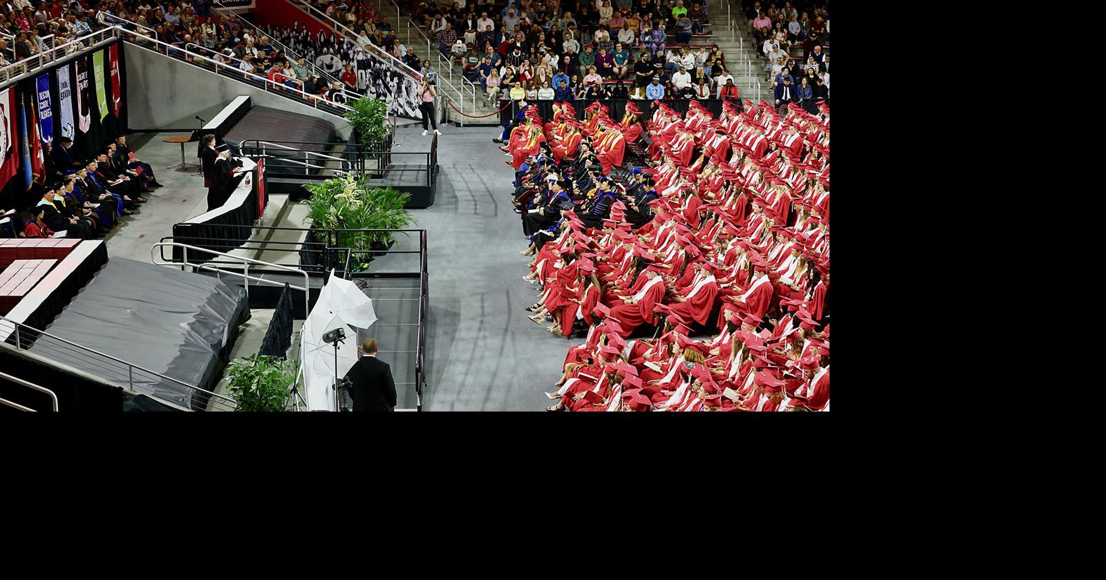 USD: At Commencement, Tuve Urges Grads To ‘Give Back’