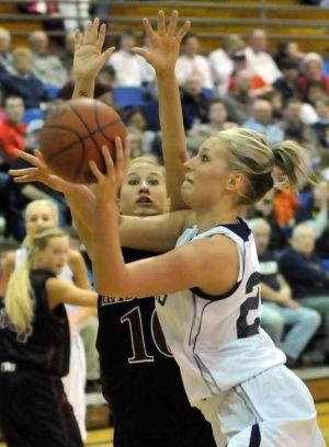 Hastings Clips Mmc Women In Ot 78 71 Sports Yankton Net