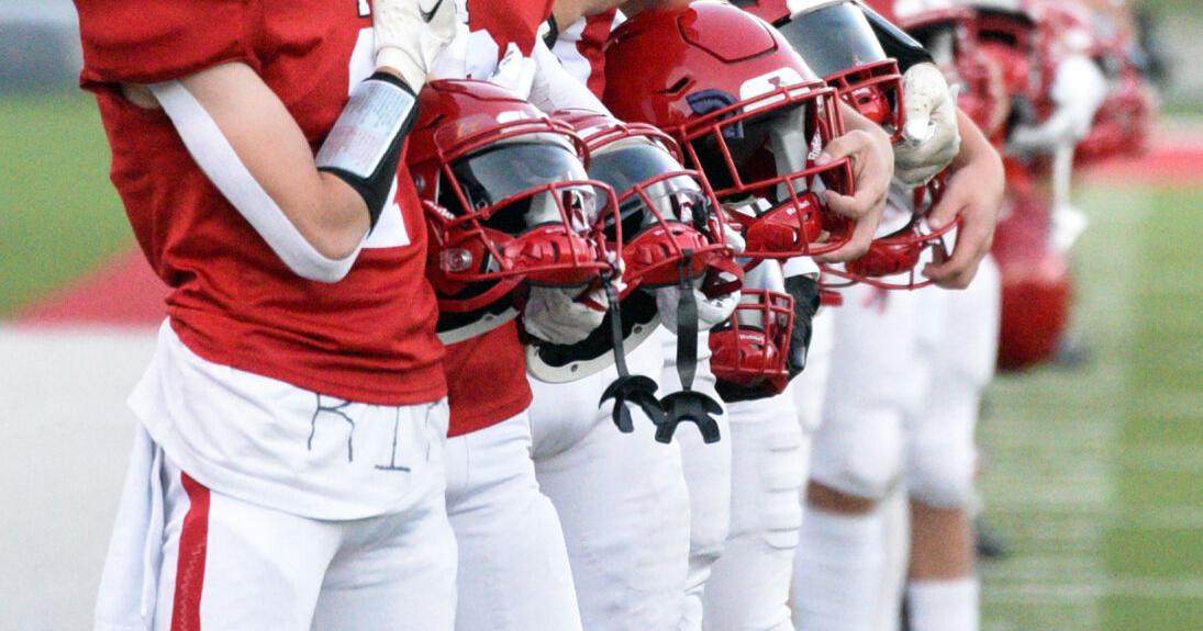 Football Bucks Remain Third In Poll Sports Yankton football-bucks-remain-third-in-poll-sports-yankton