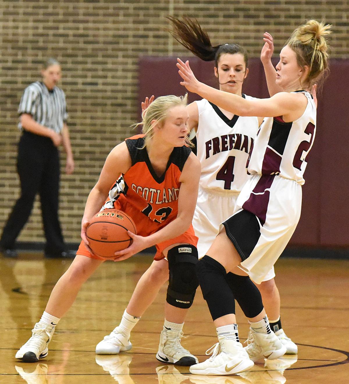 Girls Basketball Eagles Win In Ot As O Malley Scores 2 000th Career Point Sports Yankton Net