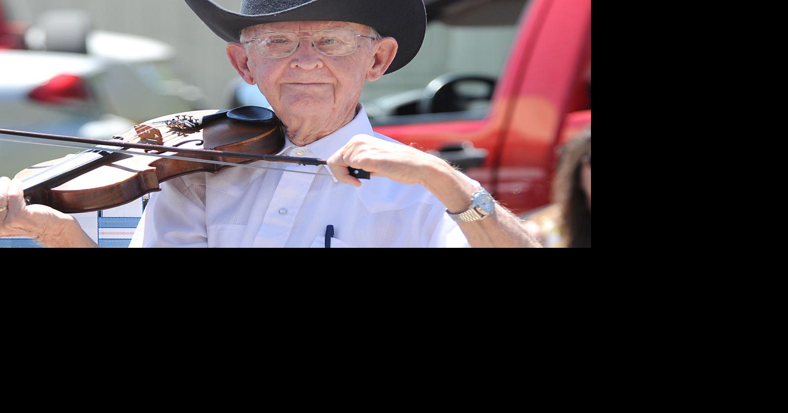 Local Fiddler Brought Joy To All Audiences | | yankton.net