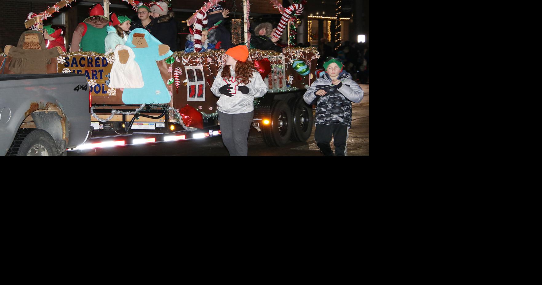 1202_parade_0278.JPG