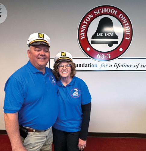 Kindles Ready For Riverboat Days Reign As Captain, Belle