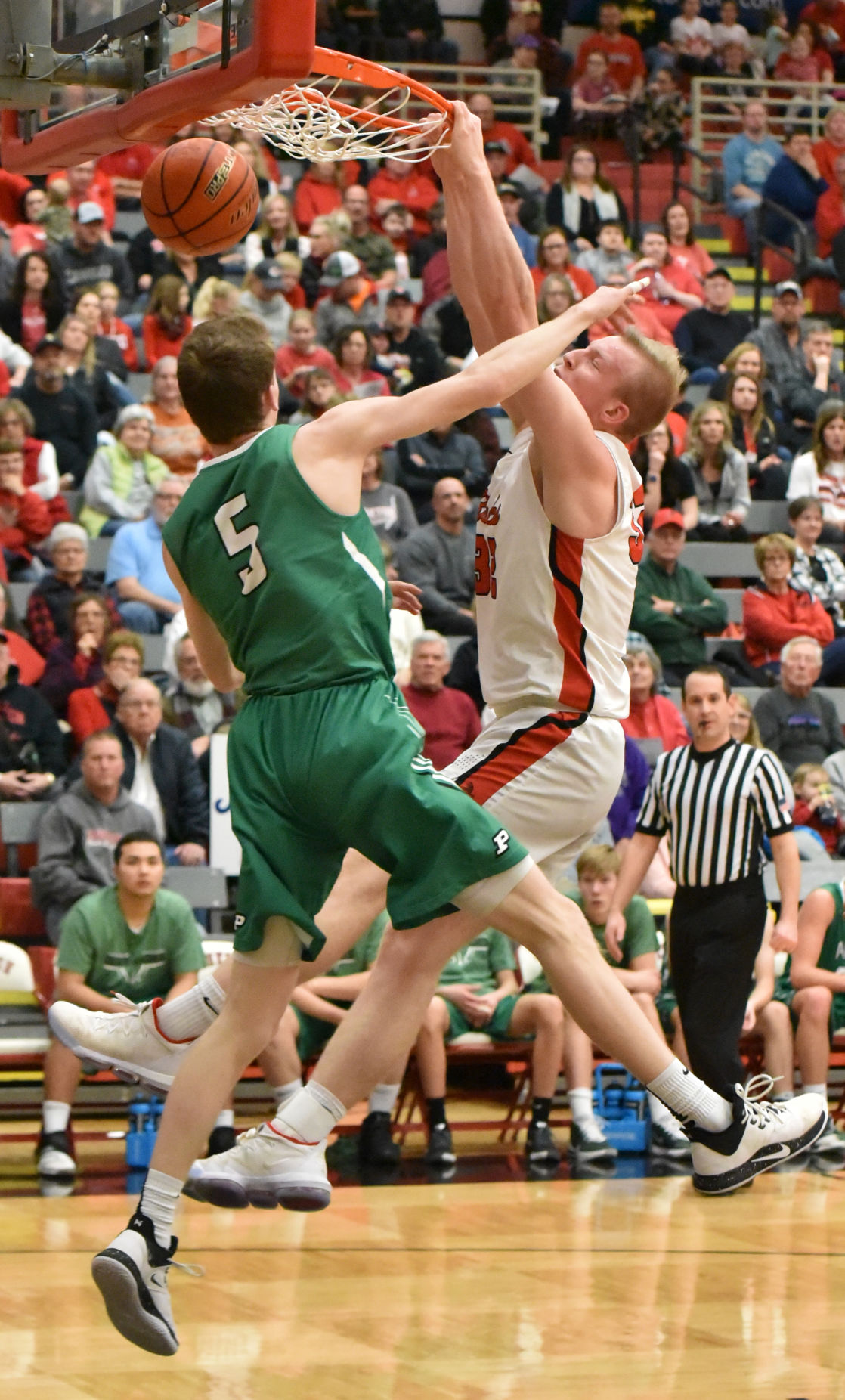 Bucks Slow Second Quarter To Rout Pierre Sports