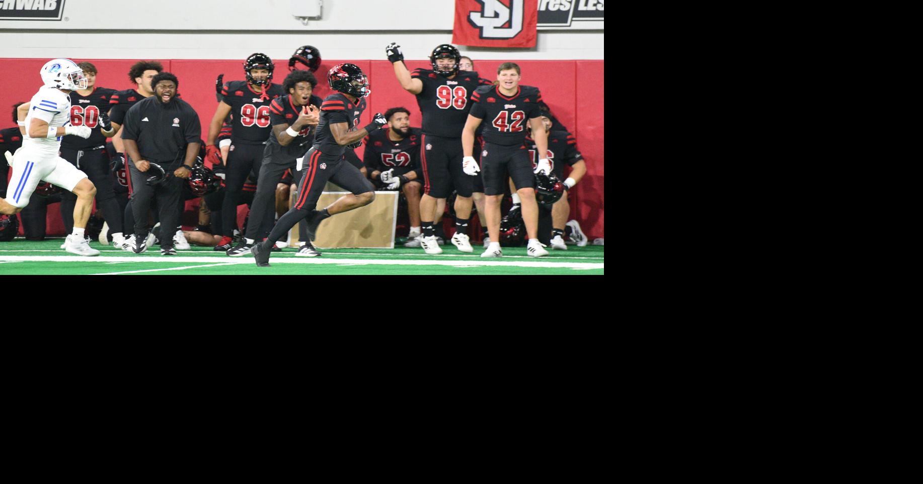 Coyotes Face Drake To Open FCS Bracket