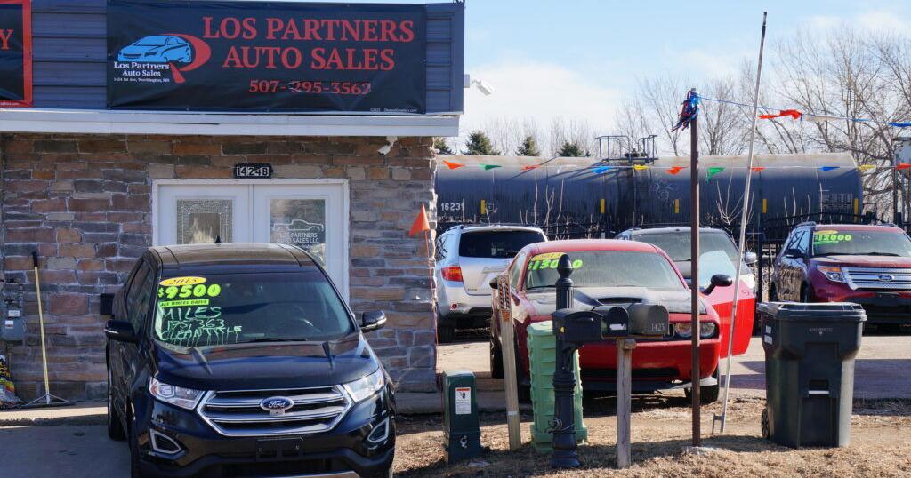 ‘Not The Same Town Anymore:’ ICE Surge Hit Businesses In Worthington, Where 1 In 3 Are Immigrants