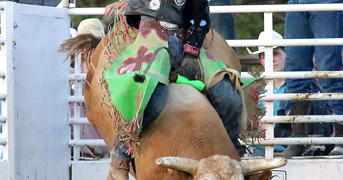 Extreme Bull Riding Tour Saddles Up Saturday | Community | yankton.net