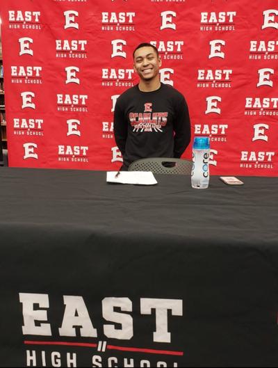 Des Moines East Db Becomes First To Sign With Lancer Football