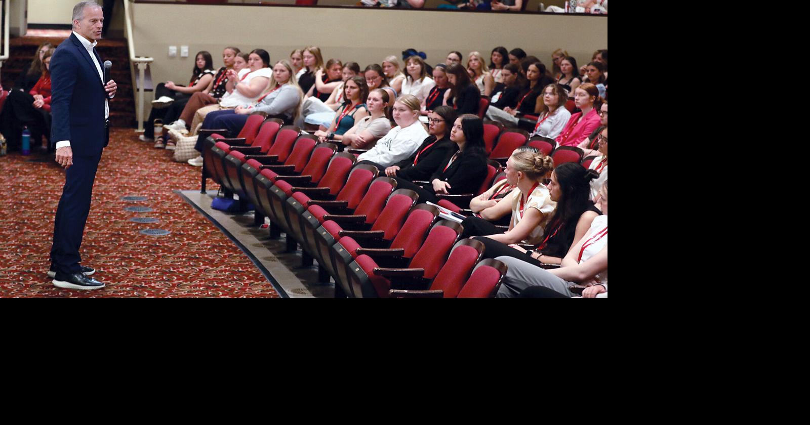 Thune Addresses Girls State Delegates