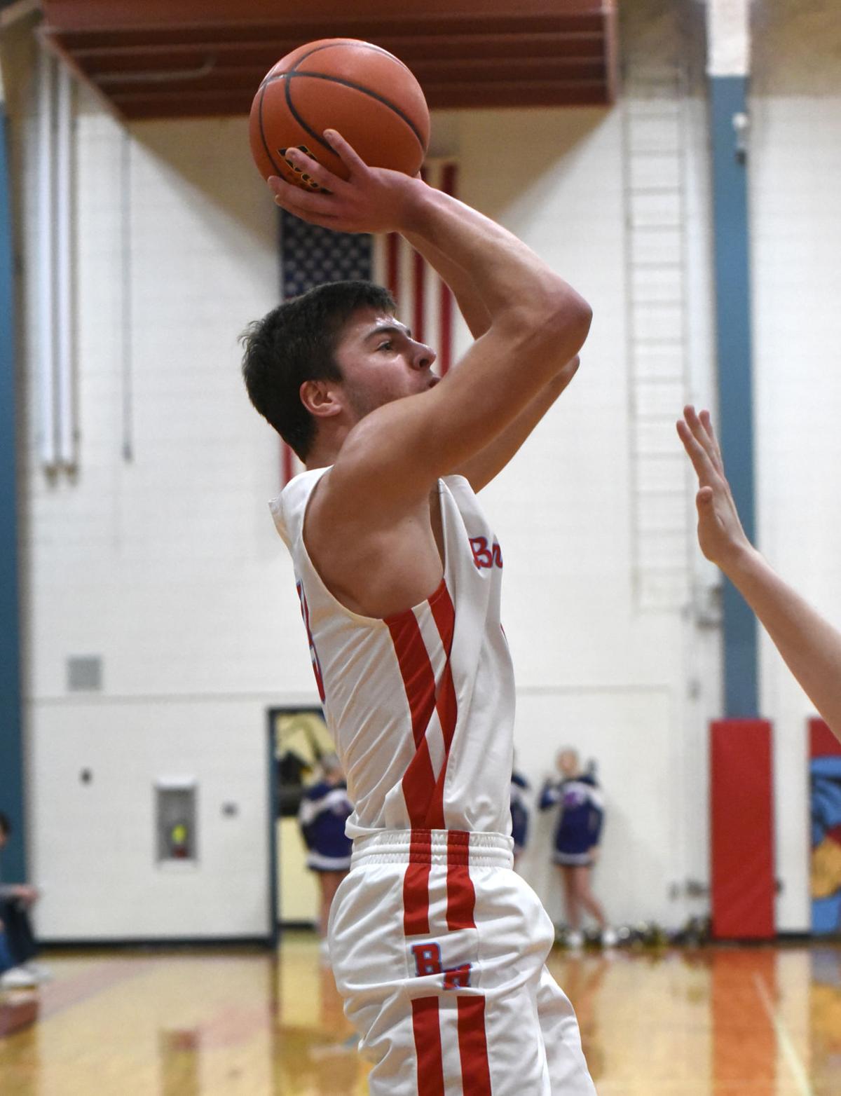 Boys Basketball Eagles Soar Past Flyers Sports Yankton Net