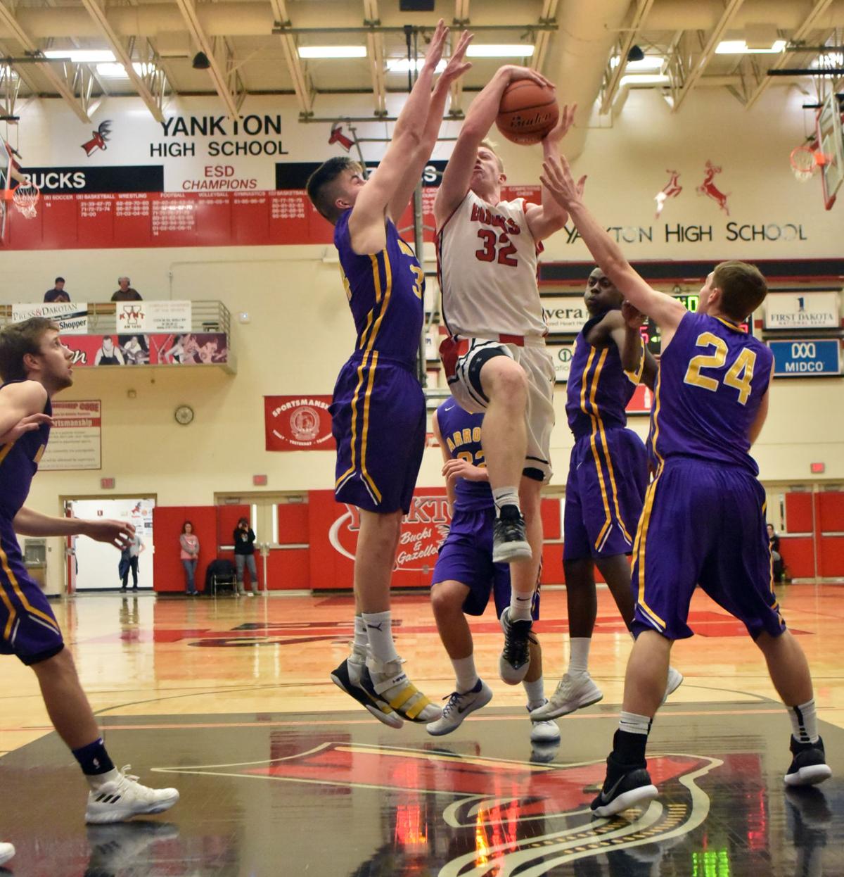 Bucks Roll Past Arrows Sports Yankton Net