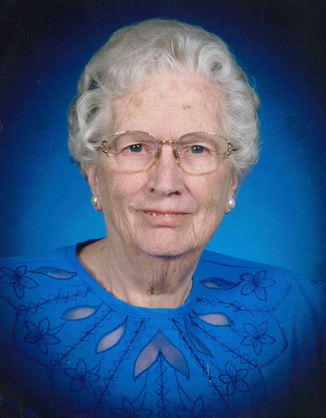 Lois Hoppe Obituaries