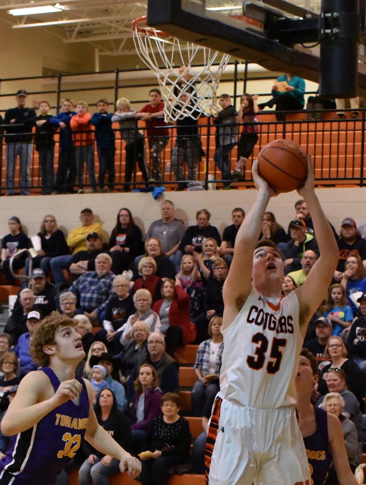 Cougars Huskies Advance In 5b Sports Yankton Net
