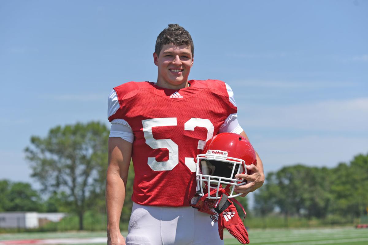 Hoeck Hillis Usd S Linebacker From Hartington Is Someone We