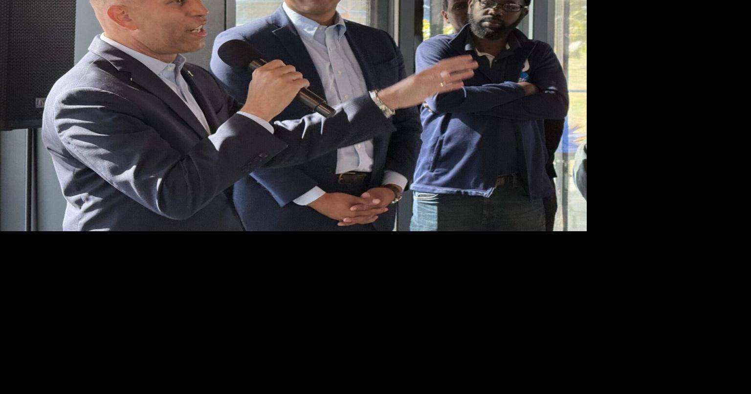 House Minority Leader Stumps For Vargas In Omaha Community