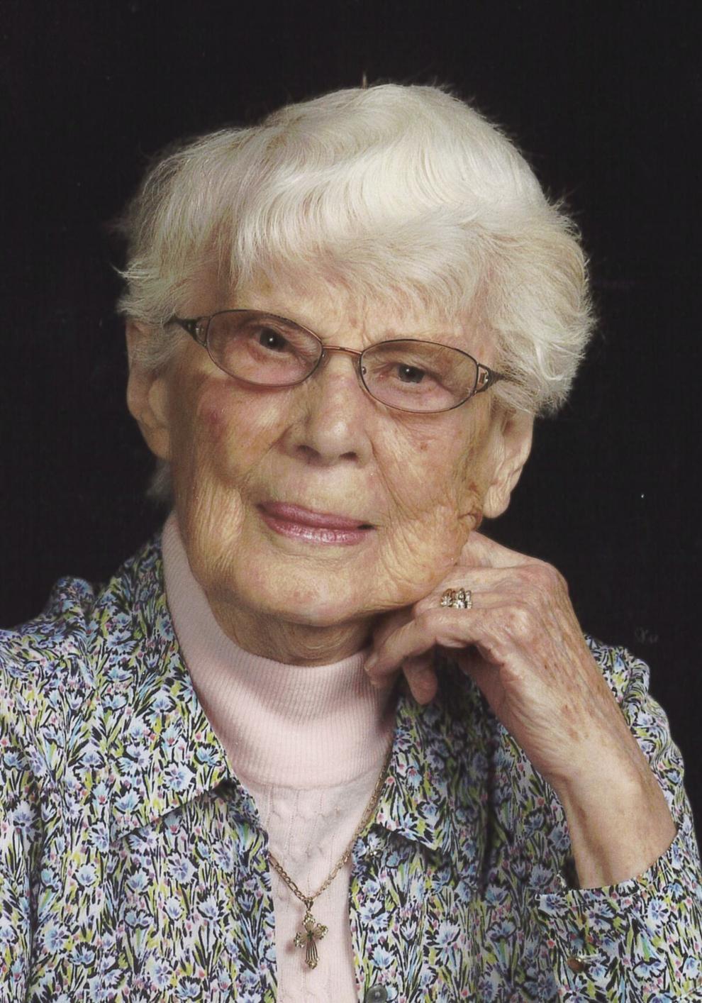 Elma Block Obituaries