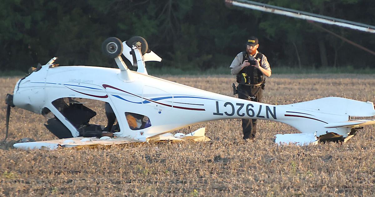 Single‑engine plane crashes west of Yankton, one injured