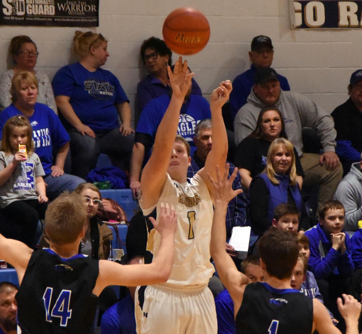 Boys Basketball Eagles Power Past Raiders Sports Yankton Net