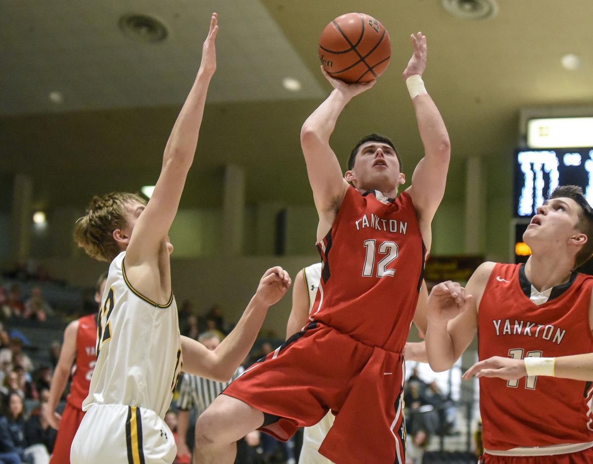Bucks Surge Past Mitchell 58 50 Sports Yankton Net