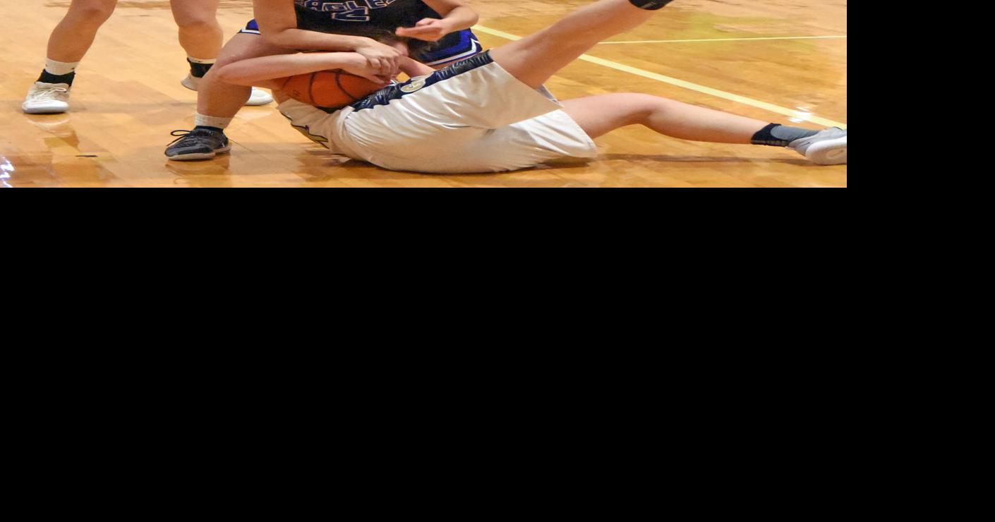 Girls’ Basketball Menno Outlasts AlcesterHudson Sports