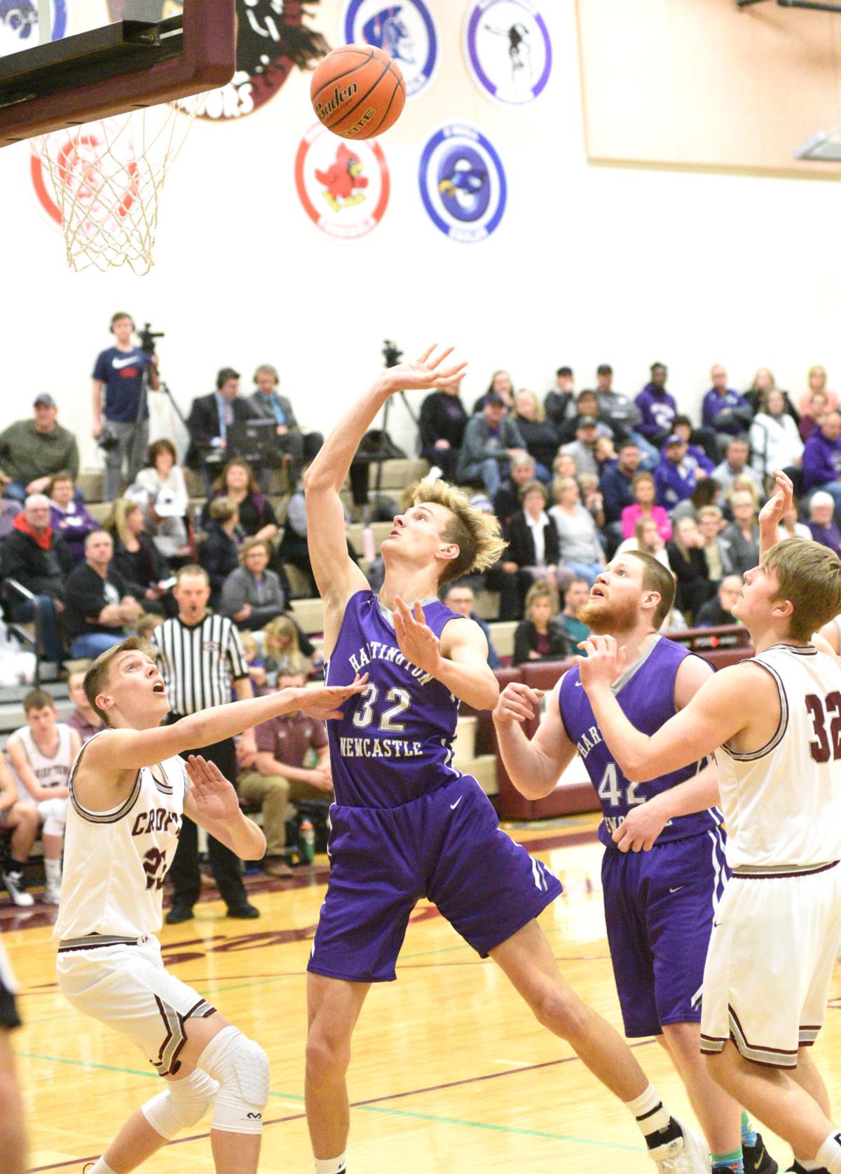Boys' Basketball Harms Powers Wildcats Past Crofton Sports