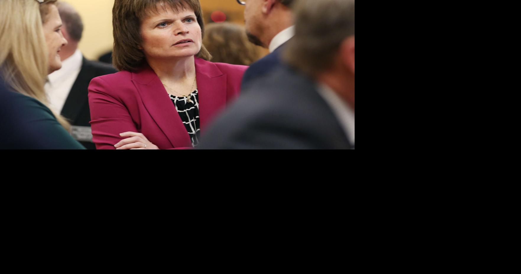 South Dakota Charter School Measure Advances