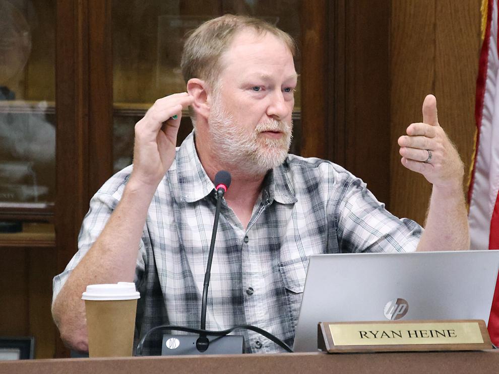 County Passes 6-Month Data Center Moratorium