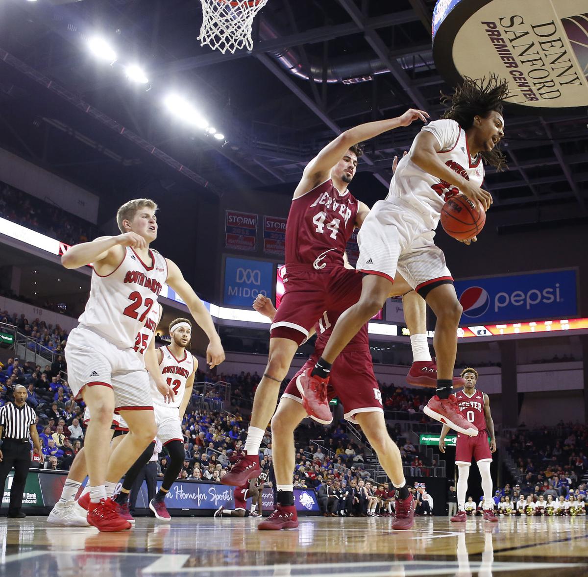 It Ll Be Usd Vs Sdsu In Men S Final Sports Yankton Net